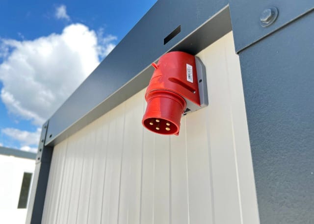 CASA CONTENEDOR / OFICINA de 14,40 M²