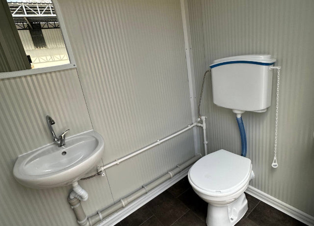 CASA CONTENEDOR / TINYHOUSE DE LUJO / OFICINA