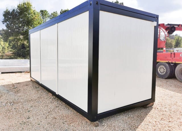 CASA CONTENEDOR / OFICINA de 14,40 M²