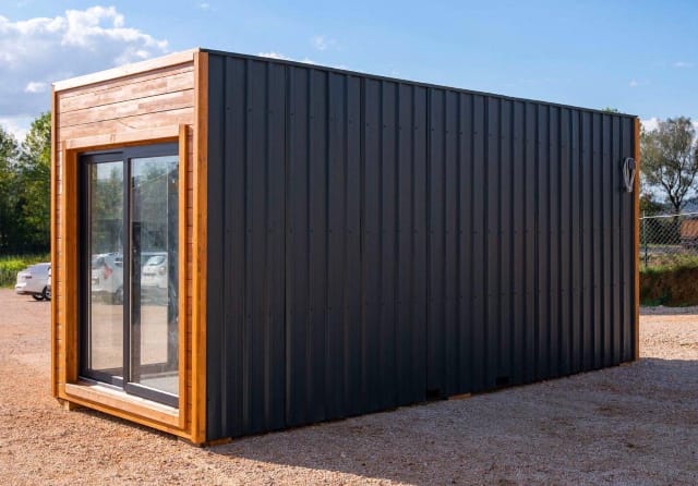 MODELO DE CONTENEDOR SKYLOUNGE / CASA / OFICINA