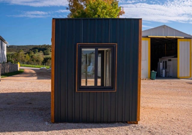 MODELO DE CONTENEDOR SKYLOUNGE / CASA / OFICINA