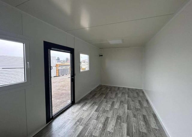 CONTENEDOR OFICINA / CASA / 7 m x 3 m