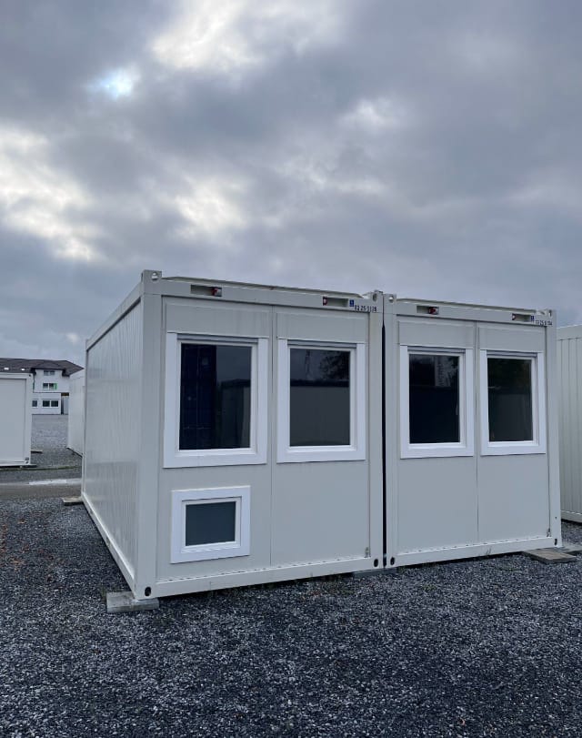 CONTENEDOR MODULAR / 6,05 × 2,80 m / OFICINA / CASA